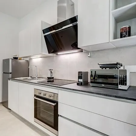Daire Vatican Modern 3br With Comfort & Space