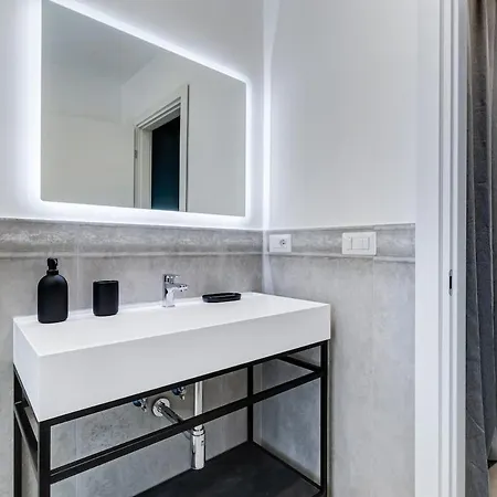 Vatican Modern 3br With Comfort & Space Daire Roma