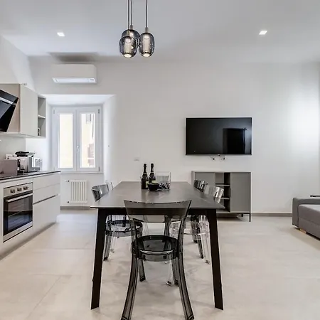 Vatican Modern 3br With Comfort & Space 아파트 로마