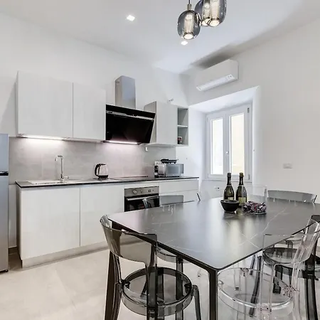 Vatican Modern 3br With Comfort & Space 아파트 로마