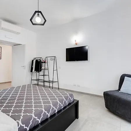 아파트 Vatican Modern 3br With Comfort & Space *