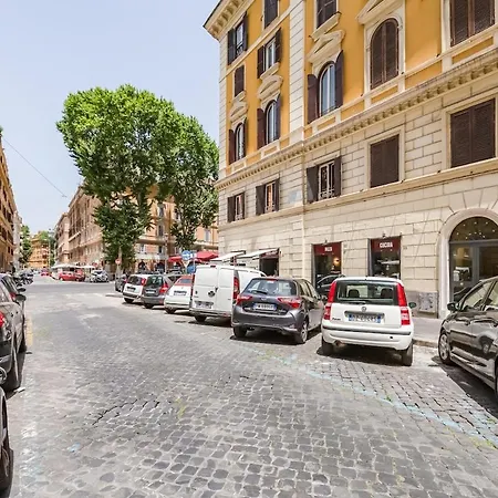 아파트 Vatican Modern 3br With Comfort & Space *